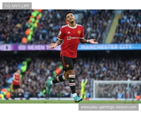 曼城盯德布劳内式多面手:足球战术的全能奇迹